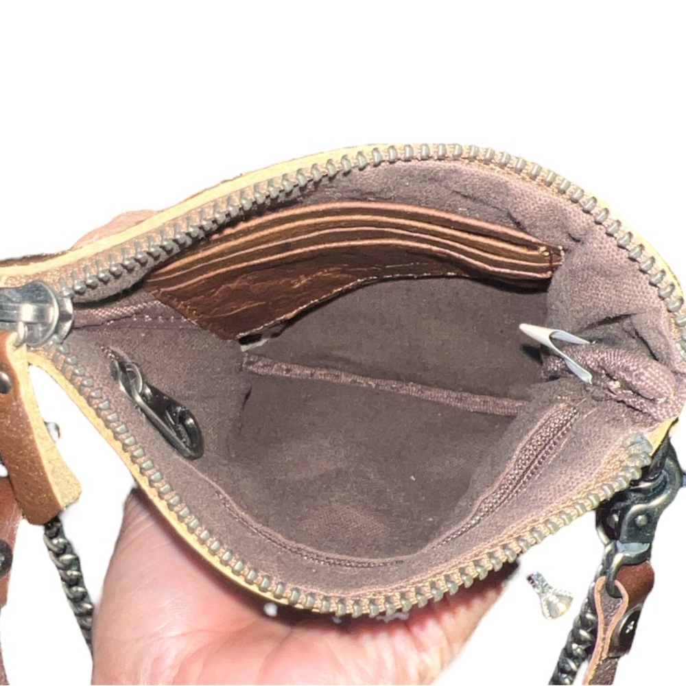 Montana West Leather and Hair-on Cowhide Crossbody Brown Rustic Western Charm - Picture 3 of 3